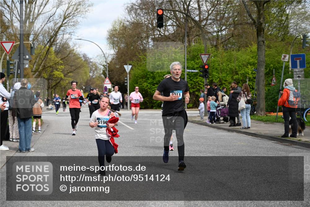 12.04.2026 - 45. Internationalen Wilhelmsburger Insellauf J. Mangold http://msf.ph/oto/9514124 12.04.2026 13:10:45 Ziel 3285, 3288, 5444, 5443, 5830, 5259, 3407, 3948, 3949, 4540, 2315, 5494, 4909, 5004, 4969, 5762, 4769, 4798, 4134, 4799, 5681, 2897, 3462, 5160, 5768, 3243, 4916, 5161, 3211, 5584, 4770, 4770, 5246, 2926, 2927, 5195, 4692, 5417, 5199, 2889, 2714, 4216, 4895, 3932, 2114, 2519, 3932, 2114, 2519, 2113, 2076, 4106, 3247, 5180, 3101, 3734 meine-sportfotos.de