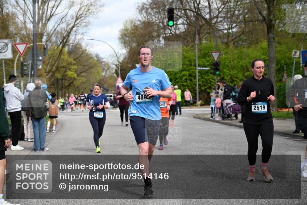 12.04.2026 - 45. Internationalen Wilhelmsburger Insellauf J. Mangold http://msf.ph/oto/9514146 12.04.2026 13:10:57 Ziel 4969, 5762, 4769, 4798, 4134, 4799, 5681, 2897, 3462, 5160, 5768, 3243, 4916, 5161, 3211, 5584, 4770, 5246, 2926, 2927, 5195, 4692, 5417, 5199, 2889, 2714, 4216, 4895, 3932, 2114, 2519, 3932, 2114, 2519, 2113, 2076, 4106, 3247, 5180, 3101, 3734, 4796, 2461, 4810, 3994, 4558, 3573, 4427, 2844, 3115, 4726, 4051, 2827, 2825 meine-sportfotos.de