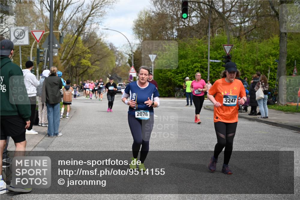 12.04.2026 - 45. Internationalen Wilhelmsburger Insellauf J. Mangold http://msf.ph/oto/9514155 12.04.2026 13:10:59 Ziel 4769, 4798, 4134, 4799, 5681, 2897, 3462, 5160, 5768, 3243, 4916, 5161, 3211, 5584, 4770, 5246, 2926, 2927, 5195, 4692, 5417, 5199, 2889, 2714, 4216, 4895, 3932, 2114, 2519, 2113, 2076, 4106, 3247, 5180, 3101, 3734, 4796, 2461, 4810, 3994, 4558, 3573, 4427, 2844, 3115, 4726, 4051, 2827, 2825, 4985 meine-sportfotos.de