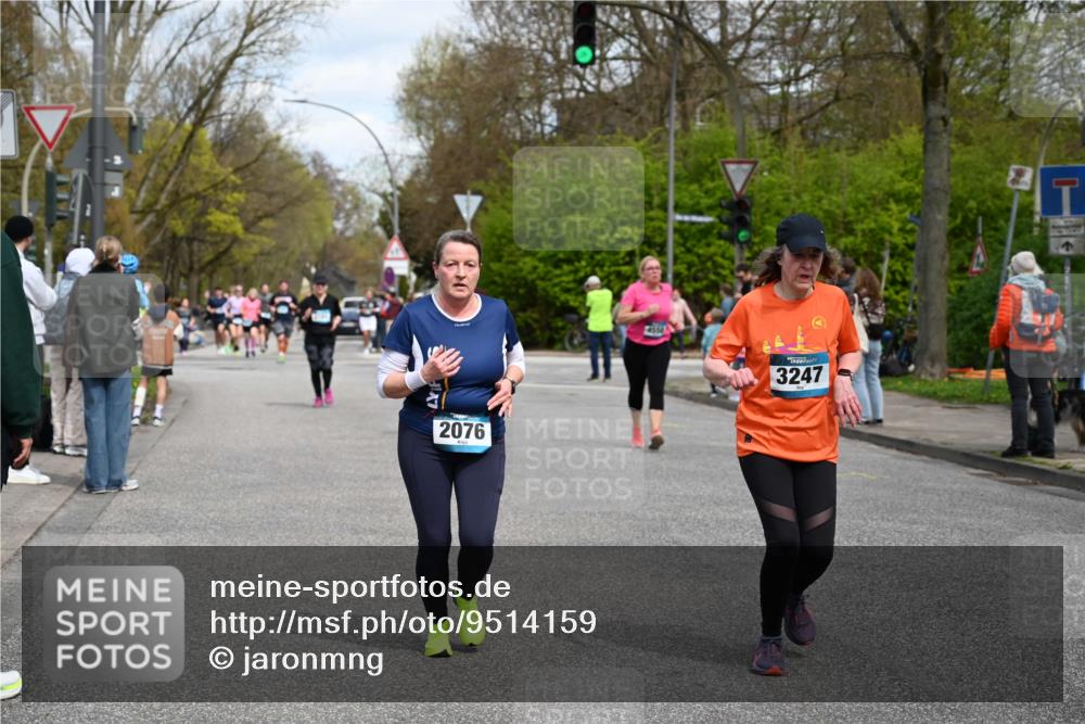 12.04.2026 - 45. Internationalen Wilhelmsburger Insellauf J. Mangold http://msf.ph/oto/9514159 12.04.2026 13:10:59 Ziel 4769, 4798, 4134, 4799, 5681, 2897, 3462, 5160, 5768, 3243, 4916, 5161, 3211, 5584, 4770, 5246, 2926, 2927, 5195, 4692, 5417, 5199, 2889, 2714, 4216, 4895, 3932, 2114, 2519, 2113, 2076, 4106, 3247, 5180, 3101, 3734, 4796, 2461, 4810, 3994, 4558, 3573, 4427, 2844, 3115, 4726, 4051, 2827, 2825, 4985 meine-sportfotos.de