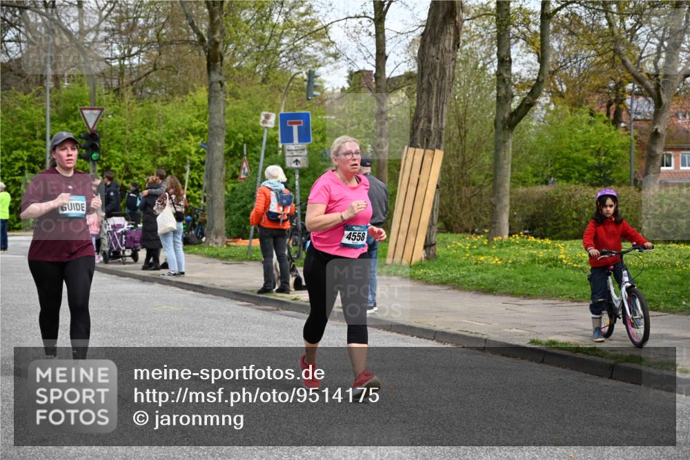 12.04.2026 - 45. Internationalen Wilhelmsburger Insellauf J. Mangold http://msf.ph/oto/9514175 12.04.2026 13:11:04 Ziel 2897, 3462, 5160, 5768, 3243, 4916, 5161, 3211, 5584, 4770, 5246, 2926, 2927, 5195, 4692, 5417, 5199, 2889, 2714, 4216, 4895, 3932, 2114, 2519, 2113, 2076, 4106, 3247, 5180, 5180, 3101, 3734, 4796, 2461, 4810, 3994, 4558, 3573, 3573, 4427, 2844, 3115, 4726, 4051, 2827, 2825, 4985, 4193, 3643, 5525, 5403, 2084, 5772, 3733 meine-sportfotos.de