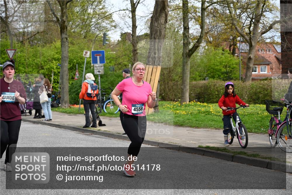 12.04.2026 - 45. Internationalen Wilhelmsburger Insellauf J. Mangold http://msf.ph/oto/9514178 12.04.2026 13:11:04 Ziel 2897, 3462, 5160, 5768, 3243, 4916, 5161, 3211, 5584, 4770, 5246, 2926, 2927, 5195, 4692, 5417, 5199, 2889, 2714, 4216, 4895, 3932, 2114, 2519, 2113, 2076, 4106, 3247, 5180, 5180, 3101, 3734, 4796, 2461, 4810, 3994, 4558, 3573, 3573, 4427, 2844, 3115, 4726, 4051, 2827, 2825, 4985, 4193, 3643, 5525, 5403, 2084, 5772, 3733 meine-sportfotos.de