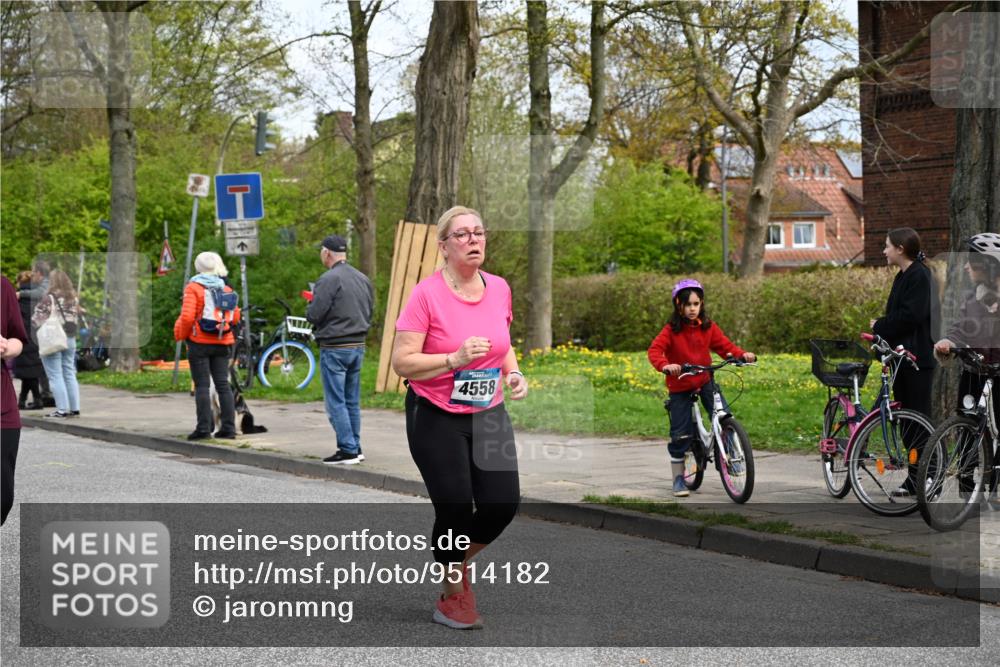 12.04.2026 - 45. Internationalen Wilhelmsburger Insellauf J. Mangold http://msf.ph/oto/9514182 12.04.2026 13:11:04 Ziel 2897, 3462, 5160, 5768, 3243, 4916, 5161, 3211, 5584, 4770, 5246, 2926, 2927, 5195, 4692, 5417, 5199, 2889, 2714, 4216, 4895, 3932, 2114, 2519, 2113, 2076, 4106, 3247, 5180, 5180, 3101, 3734, 4796, 2461, 4810, 3994, 4558, 3573, 3573, 4427, 2844, 3115, 4726, 4051, 2827, 2825, 4985, 4193, 3643, 5525, 5403, 2084, 5772, 3733 meine-sportfotos.de