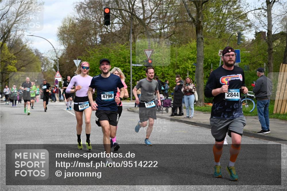 12.04.2026 - 45. Internationalen Wilhelmsburger Insellauf J. Mangold http://msf.ph/oto/9514222 12.04.2026 13:11:12 Ziel 2926, 2927, 5195, 4692, 5417, 5199, 2889, 2714, 4216, 4895, 3932, 2114, 2519, 2113, 2076, 4106, 3247, 5180, 3101, 3734, 4796, 2461, 4810, 3994, 4558, 3573, 4427, 2844, 3115, 4726, 4051, 2827, 2825, 4985, 4193, 4193, 3643, 5525, 5403, 2084, 5772, 3733, 4730, 3969, 3055, 4664, 2396, 3079 meine-sportfotos.de