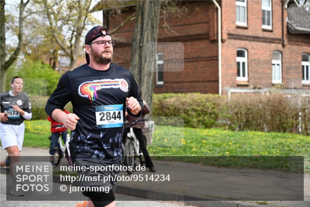 12.04.2026 - 45. Internationalen Wilhelmsburger Insellauf J. Mangold http://msf.ph/oto/9514234 12.04.2026 13:11:13 Ziel 2926, 2927, 5195, 4692, 5417, 5199, 2889, 2714, 4216, 4895, 3932, 2114, 2519, 2113, 2076, 4106, 3247, 5180, 3101, 3734, 4796, 2461, 4810, 2461, 4810, 3994, 4558, 3573, 4427, 2844, 3115, 4726, 4051, 2827, 2825, 4985, 4193, 3643, 5525, 5403, 3643, 5525, 5403, 2084, 5772, 3733, 4730, 3969, 3055, 4664, 2396, 3079, 3138 meine-sportfotos.de