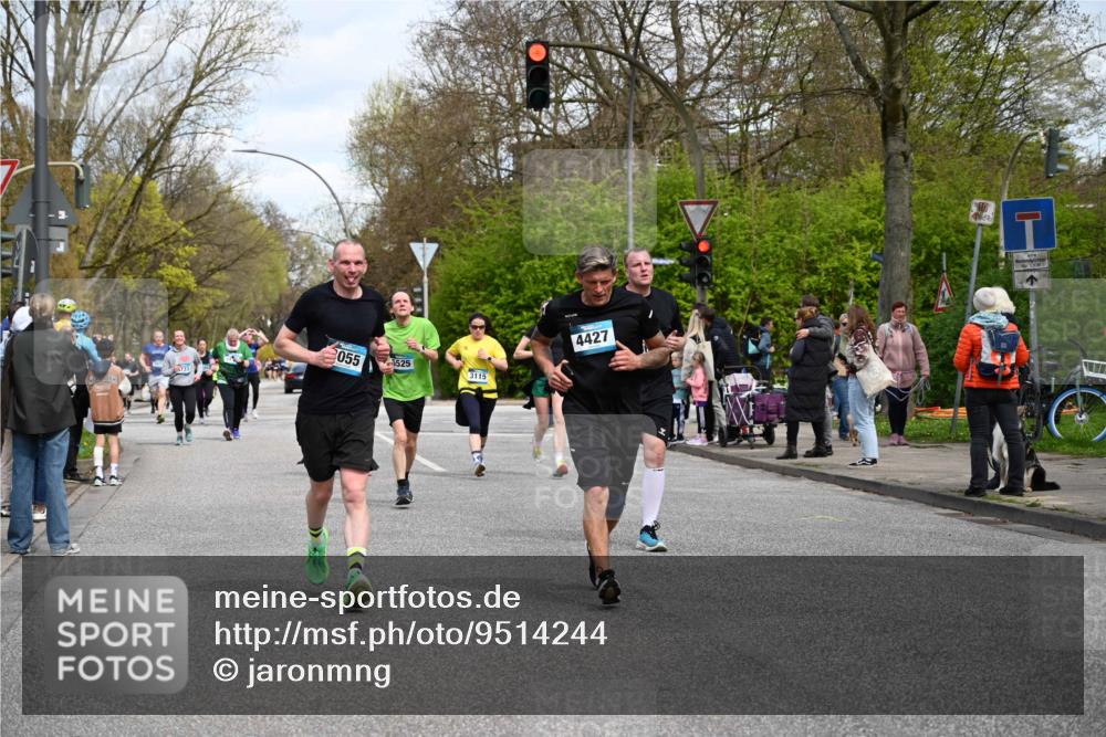 12.04.2026 - 45. Internationalen Wilhelmsburger Insellauf J. Mangold http://msf.ph/oto/9514244 12.04.2026 13:11:18 Ziel 4216, 4895, 3932, 2114, 2519, 2113, 2076, 4106, 3247, 5180, 3101, 3734, 4796, 2461, 4810, 3994, 4558, 3573, 4427, 2844, 3115, 4726, 4051, 2827, 2825, 4985, 4193, 3643, 5525, 5403, 2084, 5772, 3733, 4730, 3969, 3055, 4664, 2396, 3079, 3138, 5402, 2136, 4683, 5640 meine-sportfotos.de