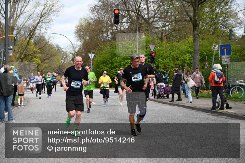 12.04.2026 - 45. Internationalen Wilhelmsburger Insellauf J. Mangold http://msf.ph/oto/9514246 12.04.2026 13:11:18 Ziel 4216, 4895, 3932, 2114, 2519, 2113, 2076, 4106, 3247, 5180, 3101, 3734, 4796, 2461, 4810, 3994, 4558, 3573, 4427, 2844, 3115, 4726, 4051, 2827, 2825, 4985, 4193, 3643, 5525, 5403, 2084, 5772, 3733, 4730, 3969, 3055, 4664, 2396, 3079, 3138, 5402, 2136, 4683, 5640 meine-sportfotos.de