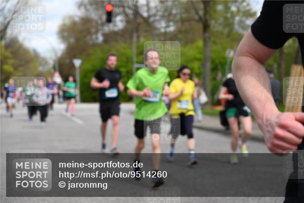 12.04.2026 - 45. Internationalen Wilhelmsburger Insellauf J. Mangold http://msf.ph/oto/9514260 12.04.2026 13:11:22 Ziel 3932, 2114, 2519, 2113, 2076, 4106, 3247, 5180, 3101, 3734, 4796, 2461, 4810, 3994, 4558, 3573, 4427, 2844, 3115, 4726, 4051, 2827, 2825, 4985, 4985, 4193, 3643, 5525, 5403, 2084, 5772, 3733, 4730, 3969, 3055, 4664, 2396, 3079, 3138, 5402, 2136, 4683, 5640, 4480, 4987, 2445, 4930 meine-sportfotos.de