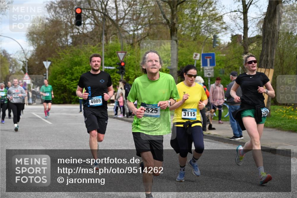 12.04.2026 - 45. Internationalen Wilhelmsburger Insellauf J. Mangold http://msf.ph/oto/9514262 12.04.2026 13:11:22 Ziel 3932, 2114, 2519, 2113, 2076, 4106, 3247, 5180, 3101, 3734, 4796, 2461, 4810, 3994, 4558, 3573, 4427, 2844, 3115, 4726, 4051, 2827, 2825, 4985, 4985, 4193, 3643, 5525, 5403, 2084, 5772, 3733, 4730, 3969, 3055, 4664, 2396, 3079, 3138, 5402, 2136, 4683, 5640, 4480, 4987, 2445, 4930 meine-sportfotos.de