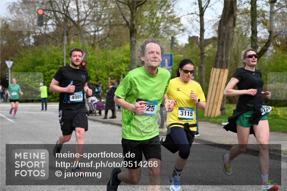 12.04.2026 - 45. Internationalen Wilhelmsburger Insellauf J. Mangold http://msf.ph/oto/9514266 12.04.2026 13:11:23 Ziel 2113, 2076, 4106, 3247, 5180, 3101, 3734, 4796, 2461, 4810, 3994, 4558, 3573, 4427, 2844, 3115, 4726, 4051, 2827, 2825, 4985, 4193, 3643, 5525, 5403, 2084, 5772, 3733, 4730, 3969, 3055, 4664, 2396, 3079, 2396, 3079, 3138, 5402, 2136, 4683, 5640, 4480, 4987, 2445, 4930, 2024 meine-sportfotos.de