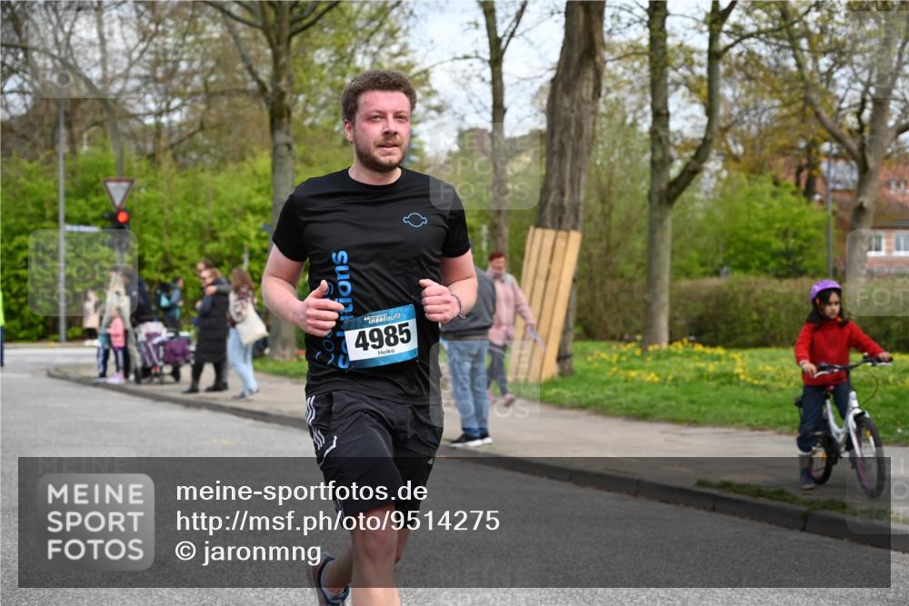 12.04.2026 - 45. Internationalen Wilhelmsburger Insellauf J. Mangold http://msf.ph/oto/9514275 12.04.2026 13:11:24 Ziel 2076, 4106, 3247, 5180, 3101, 3734, 4796, 2461, 4810, 3994, 4558, 3573, 4427, 2844, 3115, 4726, 4051, 2827, 2825, 4985, 4193, 4193, 3643, 5525, 5403, 2084, 5772, 3733, 4730, 3969, 3055, 4664, 2396, 3079, 3138, 5402, 2136, 4683, 5640, 4480, 4987, 2445, 4930, 2024 meine-sportfotos.de