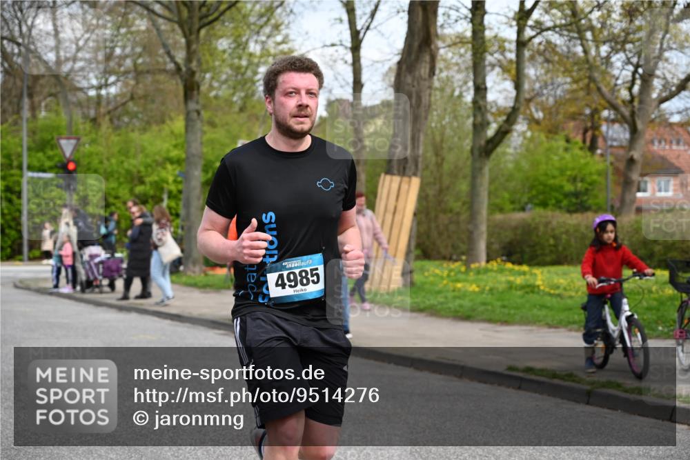 12.04.2026 - 45. Internationalen Wilhelmsburger Insellauf J. Mangold http://msf.ph/oto/9514276 12.04.2026 13:11:24 Ziel 2076, 4106, 3247, 5180, 3101, 3734, 4796, 2461, 4810, 3994, 4558, 3573, 4427, 2844, 3115, 4726, 4051, 2827, 2825, 4985, 4193, 4193, 3643, 5525, 5403, 2084, 5772, 3733, 4730, 3969, 3055, 4664, 2396, 3079, 3138, 5402, 2136, 4683, 5640, 4480, 4987, 2445, 4930, 2024 meine-sportfotos.de