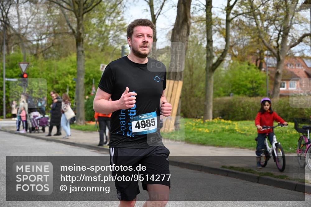 12.04.2026 - 45. Internationalen Wilhelmsburger Insellauf J. Mangold http://msf.ph/oto/9514277 12.04.2026 13:11:24 Ziel 2076, 4106, 3247, 5180, 3101, 3734, 4796, 2461, 4810, 3994, 4558, 3573, 4427, 2844, 3115, 4726, 4051, 2827, 2825, 4985, 4193, 4193, 3643, 5525, 5403, 2084, 5772, 3733, 4730, 3969, 3055, 4664, 2396, 3079, 3138, 5402, 2136, 4683, 5640, 4480, 4987, 2445, 4930, 2024 meine-sportfotos.de