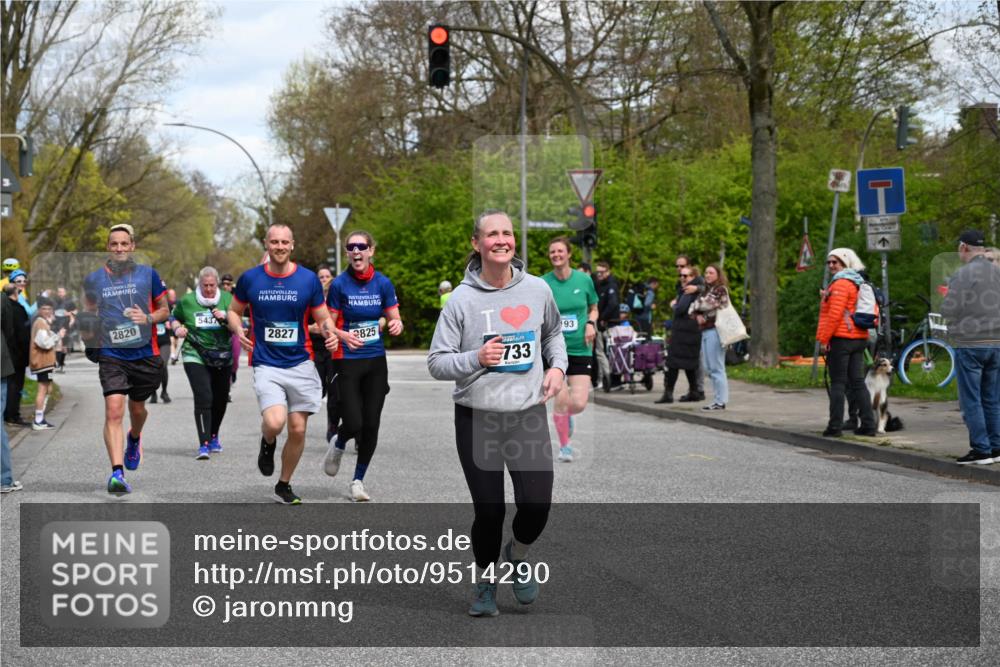 12.04.2026 - 45. Internationalen Wilhelmsburger Insellauf J. Mangold http://msf.ph/oto/9514290 12.04.2026 13:11:26 Ziel 2076, 4106, 3247, 5180, 3101, 3734, 4796, 2461, 4810, 3994, 4558, 3573, 4427, 2844, 3115, 4726, 4051, 2827, 2825, 4985, 4193, 3643, 5525, 5403, 2084, 5772, 2084, 5772, 3733, 4730, 3969, 3055, 4664, 2396, 3079, 3138, 5402, 5402, 2136, 4683, 5640, 4480, 4987, 2445, 4930, 2024, 4328 meine-sportfotos.de