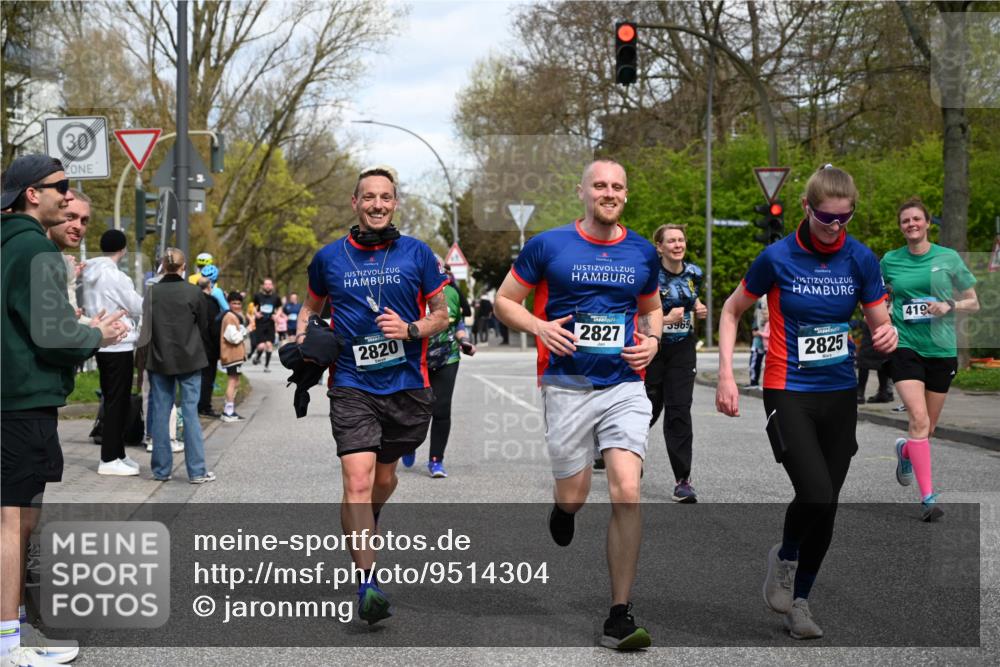 12.04.2026 - 45. Internationalen Wilhelmsburger Insellauf J. Mangold http://msf.ph/oto/9514304 12.04.2026 13:11:27 Ziel 2076, 4106, 3247, 5180, 3101, 3734, 4796, 2461, 4810, 3994, 4558, 3573, 4427, 2844, 3115, 4726, 4051, 2827, 2825, 4985, 4193, 3643, 5525, 5403, 2084, 5772, 3733, 3733, 4730, 3969, 3055, 4664, 2396, 3079, 3138, 5402, 2136, 2136, 4683, 5640, 4480, 4987, 2445, 4930, 2024, 4328, 4276, 5031 meine-sportfotos.de