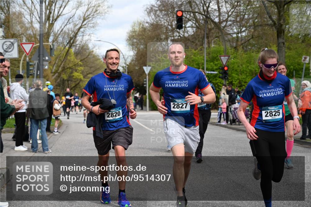 12.04.2026 - 45. Internationalen Wilhelmsburger Insellauf J. Mangold http://msf.ph/oto/9514307 12.04.2026 13:11:27 Ziel 2076, 4106, 3247, 5180, 3101, 3734, 4796, 2461, 4810, 3994, 4558, 3573, 4427, 2844, 3115, 4726, 4051, 2827, 2825, 4985, 4193, 3643, 5525, 5403, 2084, 5772, 3733, 3733, 4730, 3969, 3055, 4664, 2396, 3079, 3138, 5402, 2136, 2136, 4683, 5640, 4480, 4987, 2445, 4930, 2024, 4328, 4276, 5031 meine-sportfotos.de