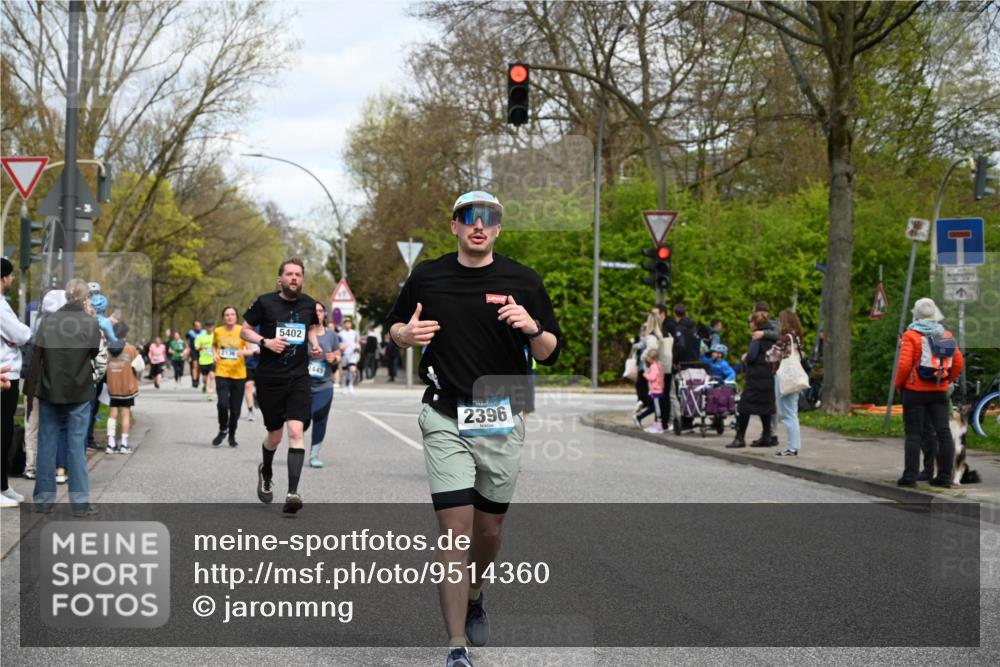12.04.2026 - 45. Internationalen Wilhelmsburger Insellauf J. Mangold http://msf.ph/oto/9514360 12.04.2026 13:11:34 Ziel 4796, 2461, 4810, 3994, 4558, 3573, 4427, 2844, 3115, 4726, 4051, 2827, 2825, 4985, 4193, 3643, 5525, 5403, 2084, 5772, 3733, 4730, 3969, 3055, 4664, 2396, 3079, 3138, 5402, 2136, 4683, 5640, 4480, 4987, 2445, 4930, 4930, 2024, 4328, 4276, 5031, 4532, 2742, 5437 meine-sportfotos.de