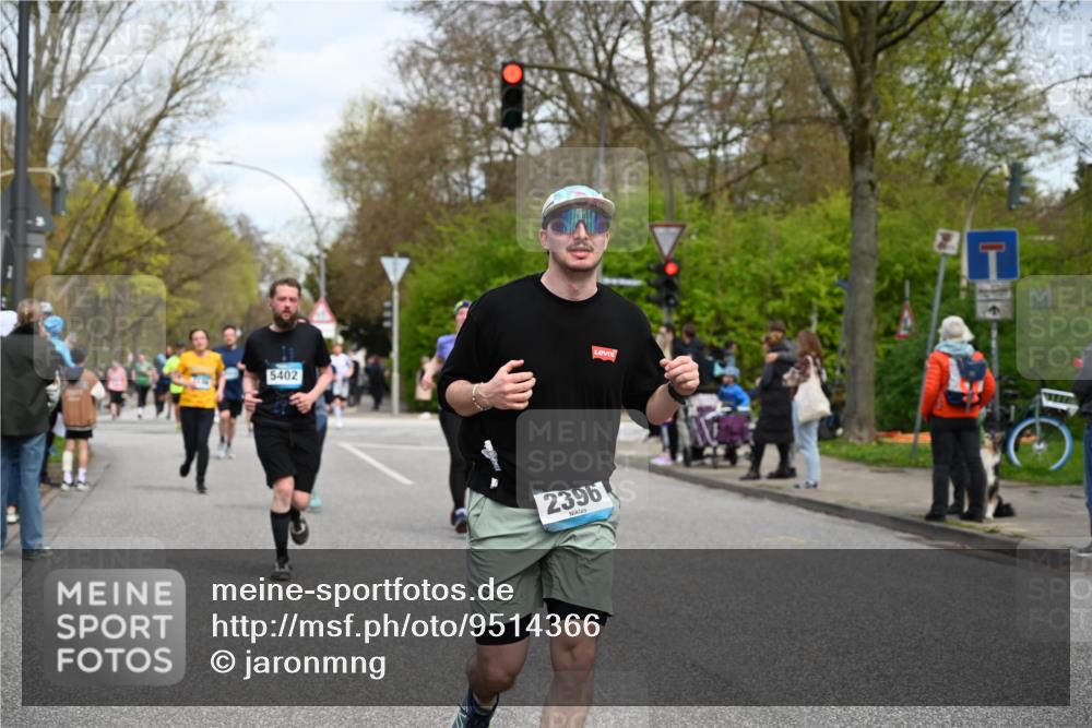 12.04.2026 - 45. Internationalen Wilhelmsburger Insellauf J. Mangold http://msf.ph/oto/9514366 12.04.2026 13:11:35 Ziel 4796, 2461, 4810, 3994, 4558, 3573, 4427, 2844, 3115, 4726, 4051, 2827, 2825, 4985, 4193, 3643, 5525, 5403, 2084, 5772, 3733, 4730, 3969, 3055, 4664, 2396, 3079, 2396, 3079, 3138, 5402, 2136, 4683, 5640, 4480, 4987, 2445, 4930, 2024, 2024, 4328, 4276, 5031, 4532, 2742, 5437 meine-sportfotos.de