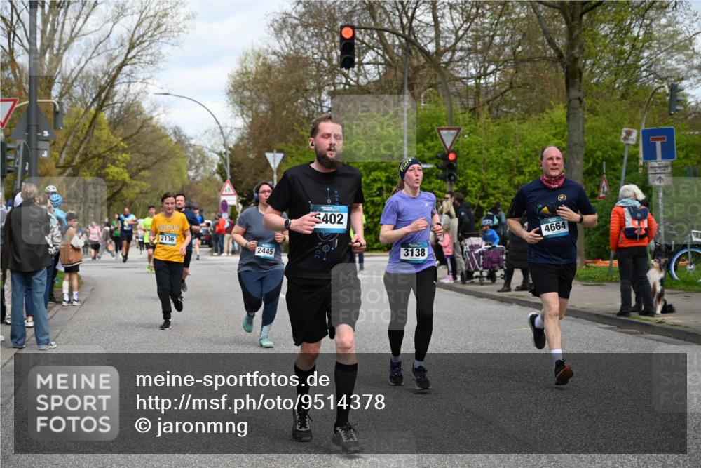 12.04.2026 - 45. Internationalen Wilhelmsburger Insellauf J. Mangold http://msf.ph/oto/9514378 12.04.2026 13:11:37 Ziel 2461, 4810, 3994, 4558, 3573, 4427, 2844, 3115, 4726, 4051, 2827, 2825, 4985, 4193, 3643, 5525, 5403, 2084, 5772, 3733, 4730, 3969, 3055, 4664, 2396, 3079, 3138, 3138, 5402, 2136, 4683, 5640, 4480, 4987, 2445, 4930, 2024, 4328, 4328, 4276, 5031, 4532, 2742, 5437 meine-sportfotos.de