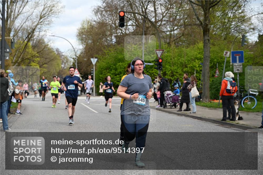 12.04.2026 - 45. Internationalen Wilhelmsburger Insellauf J. Mangold http://msf.ph/oto/9514397 12.04.2026 13:11:39 Ziel 3994, 4558, 3573, 4427, 2844, 3115, 4726, 4051, 2827, 2825, 4985, 4193, 3643, 5525, 5403, 2084, 5772, 3733, 4730, 3969, 3055, 4664, 2396, 3079, 3138, 5402, 2136, 2136, 4683, 5640, 4480, 4987, 2445, 4930, 2024, 4328, 4276, 5031, 4276, 5031, 4532, 2742, 5437, 4847, 4846 meine-sportfotos.de