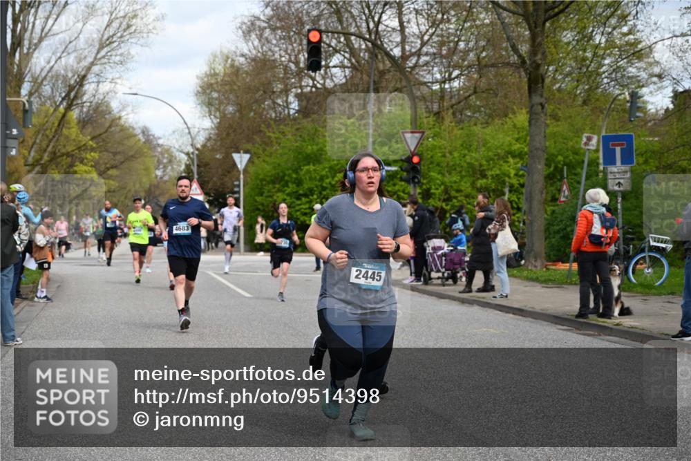12.04.2026 - 45. Internationalen Wilhelmsburger Insellauf J. Mangold http://msf.ph/oto/9514398 12.04.2026 13:11:39 Ziel 3994, 4558, 3573, 4427, 2844, 3115, 4726, 4051, 2827, 2825, 4985, 4193, 3643, 5525, 5403, 2084, 5772, 3733, 4730, 3969, 3055, 4664, 2396, 3079, 3138, 5402, 2136, 2136, 4683, 5640, 4480, 4987, 2445, 4930, 2024, 4328, 4276, 5031, 4276, 5031, 4532, 2742, 5437, 4847, 4846 meine-sportfotos.de