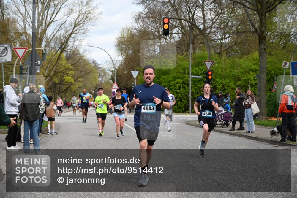 12.04.2026 - 45. Internationalen Wilhelmsburger Insellauf J. Mangold http://msf.ph/oto/9514412 12.04.2026 13:11:41 Ziel 3573, 4427, 2844, 3115, 4726, 4051, 2827, 2825, 4985, 4193, 3643, 5525, 5403, 2084, 5772, 3733, 4730, 3969, 3055, 4664, 2396, 3079, 3138, 5402, 2136, 4683, 5640, 4480, 4987, 2445, 4930, 2024, 4328, 4276, 5031, 4532, 2742, 5437, 4847, 4846, 4850 meine-sportfotos.de