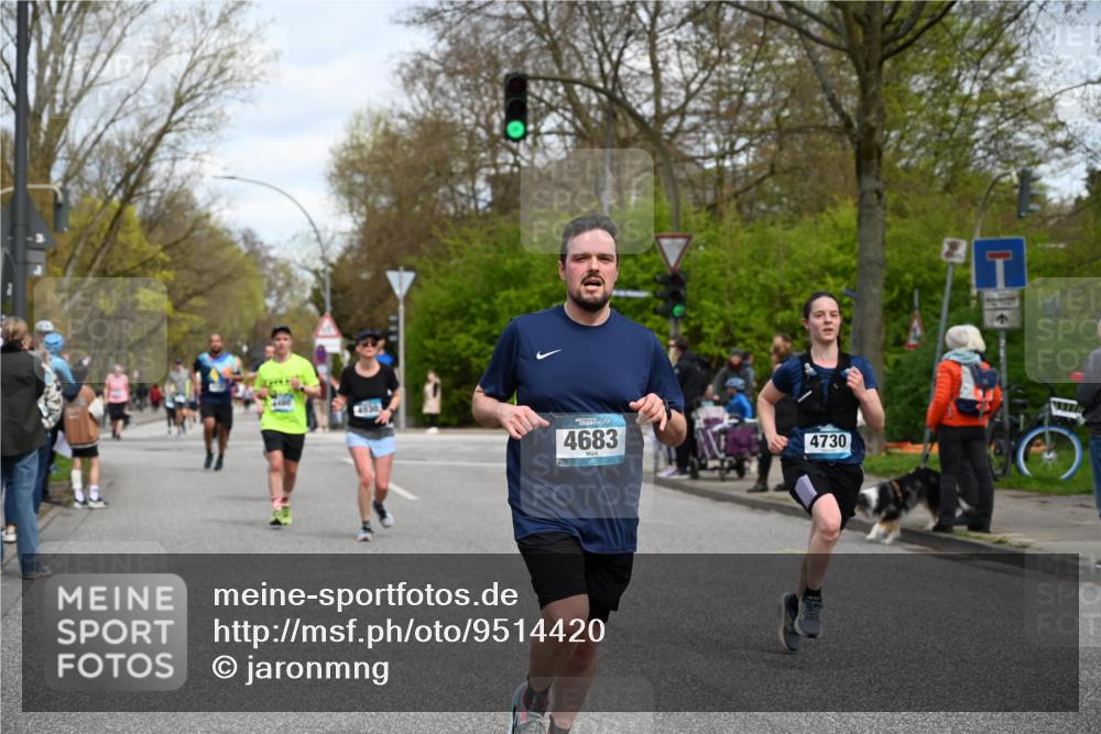 12.04.2026 - 45. Internationalen Wilhelmsburger Insellauf J. Mangold http://msf.ph/oto/9514420 12.04.2026 13:11:41 Ziel 3573, 4427, 2844, 3115, 4726, 4051, 2827, 2825, 4985, 4193, 3643, 5525, 5403, 2084, 5772, 3733, 4730, 3969, 3055, 4664, 2396, 3079, 3138, 5402, 2136, 4683, 5640, 4480, 4987, 2445, 4930, 2024, 4328, 4276, 5031, 4532, 2742, 5437, 4847, 4846, 4850 meine-sportfotos.de