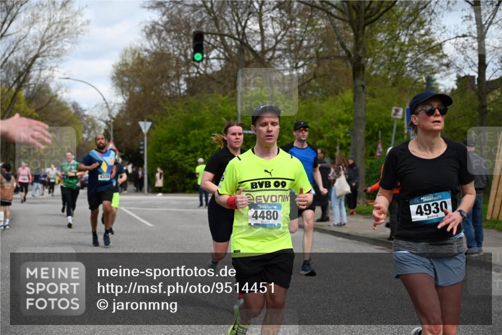 12.04.2026 - 45. Internationalen Wilhelmsburger Insellauf J. Mangold http://msf.ph/oto/9514451 12.04.2026 13:11:45 Ziel 2827, 2825, 4985, 4193, 3643, 5525, 5403, 2084, 5772, 3733, 4730, 3969, 3055, 4664, 2396, 3079, 3138, 5402, 2136, 4683, 5640, 4480, 4987, 2445, 4987, 2445, 4930, 2024, 4328, 4276, 5031, 4532, 2742, 5437, 4847, 4846, 4850, 4550, 3914 meine-sportfotos.de