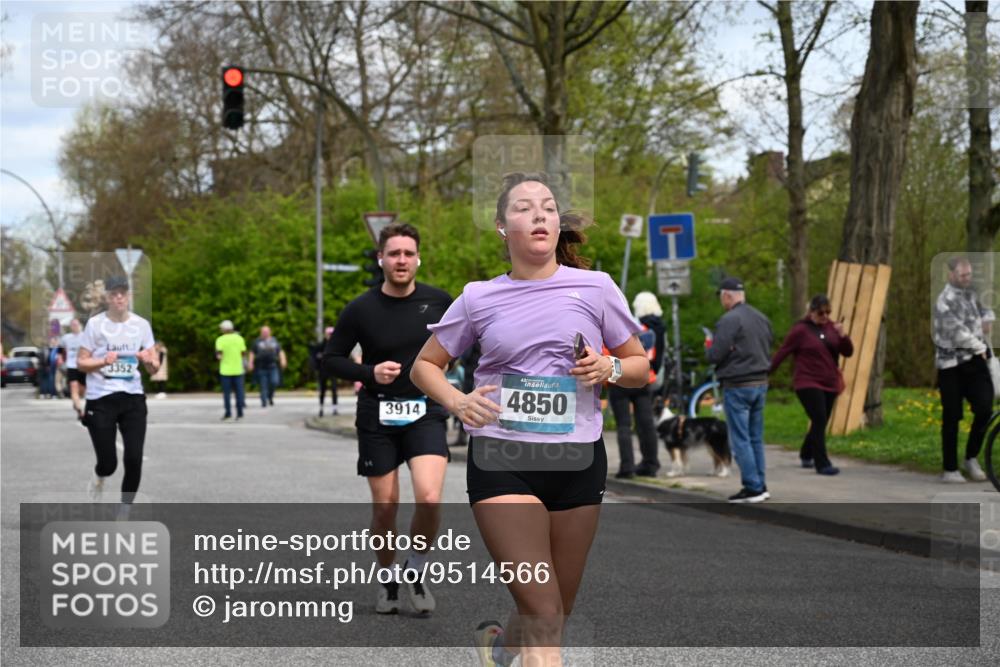 12.04.2026 - 45. Internationalen Wilhelmsburger Insellauf J. Mangold http://msf.ph/oto/9514566 12.04.2026 13:12:10 Ziel 4987, 2445, 4930, 2024, 4328, 4276, 5031, 4532, 2742, 5437, 4847, 4846, 4850, 4550, 3914, 2545, 3352, 3348, 5750, 5855, 2280, 3441, 5674, 4841, 2275, 4671, 4627, 4628, 3638 meine-sportfotos.de