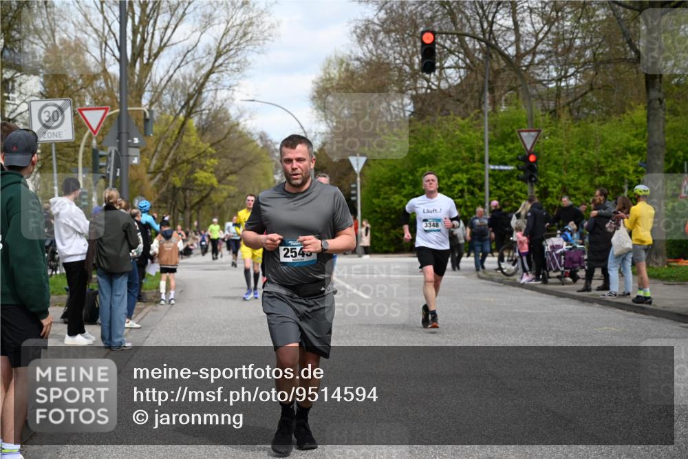 12.04.2026 - 45. Internationalen Wilhelmsburger Insellauf J. Mangold http://msf.ph/oto/9514594 12.04.2026 13:12:16 Ziel 4276, 5031, 4532, 2742, 5437, 4847, 4846, 4850, 4550, 3914, 2545, 3352, 3348, 5750, 5855, 2280, 3441, 5674, 4841, 2275, 4671, 4627, 4628, 3638, 4385, 2274, 4919, 4720, 4721 meine-sportfotos.de