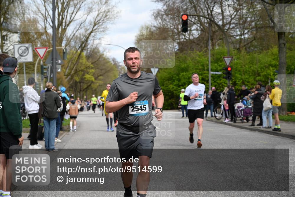 12.04.2026 - 45. Internationalen Wilhelmsburger Insellauf J. Mangold http://msf.ph/oto/9514599 12.04.2026 13:12:16 Ziel 4276, 5031, 4532, 2742, 5437, 4847, 4846, 4850, 4550, 3914, 2545, 3352, 3348, 5750, 5855, 2280, 3441, 5674, 4841, 2275, 4671, 4627, 4628, 3638, 4385, 2274, 4919, 4720, 4721 meine-sportfotos.de