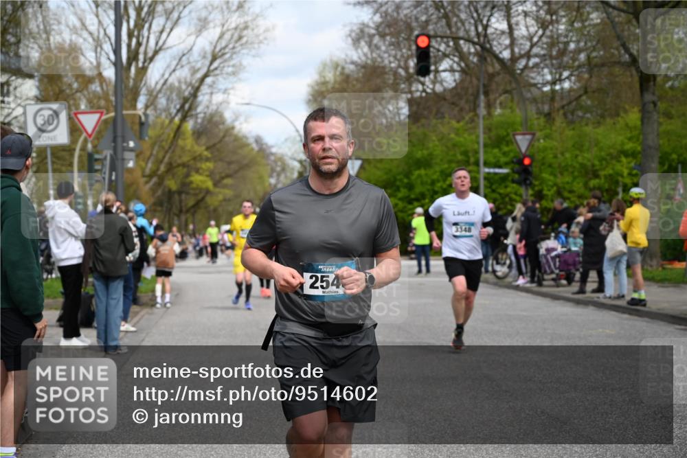 12.04.2026 - 45. Internationalen Wilhelmsburger Insellauf J. Mangold http://msf.ph/oto/9514602 12.04.2026 13:12:16 Ziel 4276, 5031, 4532, 2742, 5437, 4847, 4846, 4850, 4550, 3914, 2545, 3352, 3348, 5750, 5855, 2280, 3441, 5674, 4841, 2275, 4671, 4627, 4628, 3638, 4385, 2274, 4919, 4720, 4721 meine-sportfotos.de