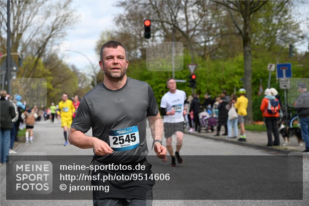 12.04.2026 - 45. Internationalen Wilhelmsburger Insellauf J. Mangold http://msf.ph/oto/9514606 12.04.2026 13:12:17 Ziel 4532, 2742, 5437, 4847, 4846, 4850, 4550, 3914, 2545, 3352, 3348, 5750, 5855, 2280, 3441, 5674, 4841, 2275, 2275, 4671, 4627, 4628, 3638, 4385, 2274, 4919, 4720, 4721 meine-sportfotos.de