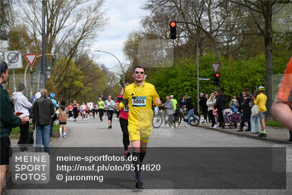 12.04.2026 - 45. Internationalen Wilhelmsburger Insellauf J. Mangold http://msf.ph/oto/9514620 12.04.2026 13:12:20 Ziel 5437, 4847, 4846, 4850, 4550, 3914, 2545, 3352, 3348, 5750, 5750, 5855, 2280, 3441, 5674, 4841, 2275, 4671, 4627, 4628, 3638, 3638, 4385, 2274, 4919, 4720, 4721, 2998 meine-sportfotos.de