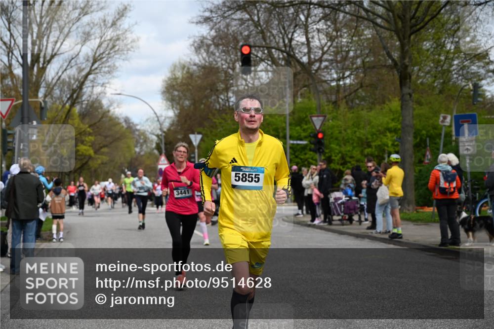 12.04.2026 - 45. Internationalen Wilhelmsburger Insellauf J. Mangold http://msf.ph/oto/9514628 12.04.2026 13:12:21 Ziel 5437, 4847, 4846, 4850, 4550, 3914, 2545, 3352, 3348, 5750, 5855, 2280, 5855, 2280, 3441, 5674, 4841, 2275, 4671, 4627, 4628, 3638, 4385, 2274, 4919, 4720, 4721, 2998, 4693 meine-sportfotos.de