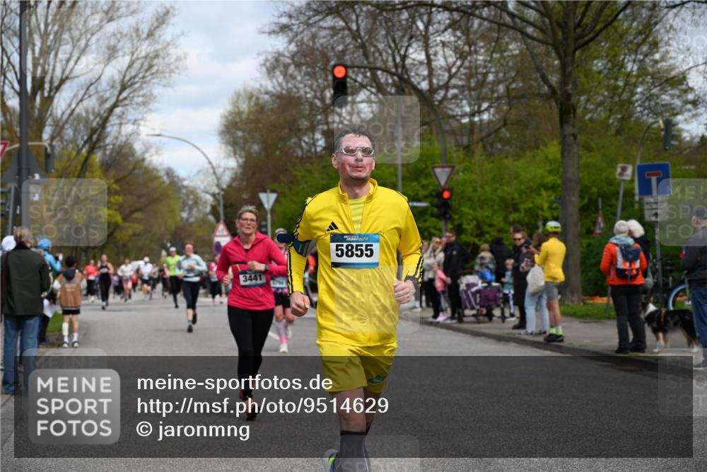 12.04.2026 - 45. Internationalen Wilhelmsburger Insellauf J. Mangold http://msf.ph/oto/9514629 12.04.2026 13:12:21 Ziel 5437, 4847, 4846, 4850, 4550, 3914, 2545, 3352, 3348, 5750, 5855, 2280, 5855, 2280, 3441, 5674, 4841, 2275, 4671, 4627, 4628, 3638, 4385, 2274, 4919, 4720, 4721, 2998, 4693 meine-sportfotos.de