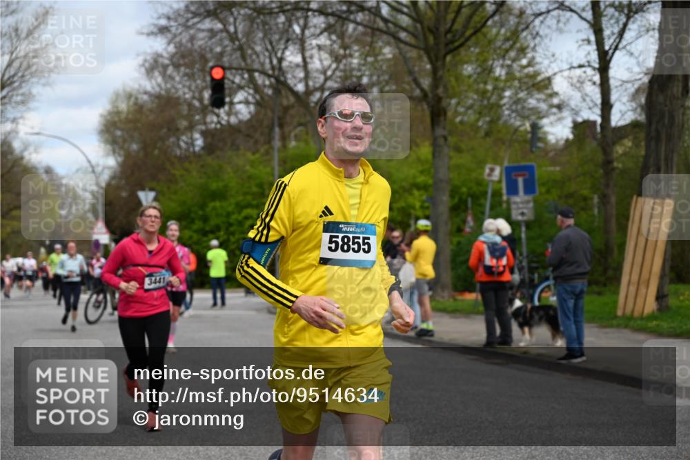 12.04.2026 - 45. Internationalen Wilhelmsburger Insellauf J. Mangold http://msf.ph/oto/9514634 12.04.2026 13:12:21 Ziel 5437, 4847, 4846, 4850, 4550, 3914, 2545, 3352, 3348, 5750, 5855, 2280, 5855, 2280, 3441, 5674, 4841, 2275, 4671, 4627, 4628, 3638, 4385, 2274, 4919, 4720, 4721, 2998, 4693 meine-sportfotos.de