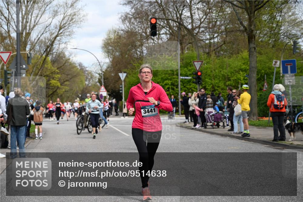 12.04.2026 - 45. Internationalen Wilhelmsburger Insellauf J. Mangold http://msf.ph/oto/9514638 12.04.2026 13:12:22 Ziel 4847, 4846, 4850, 4550, 3914, 2545, 3352, 3348, 5750, 5855, 2280, 3441, 5674, 4841, 2275, 4671, 4627, 4628, 3638, 4385, 2274, 4919, 4720, 4721, 2998, 4693, 3519, 4970, 3686 meine-sportfotos.de