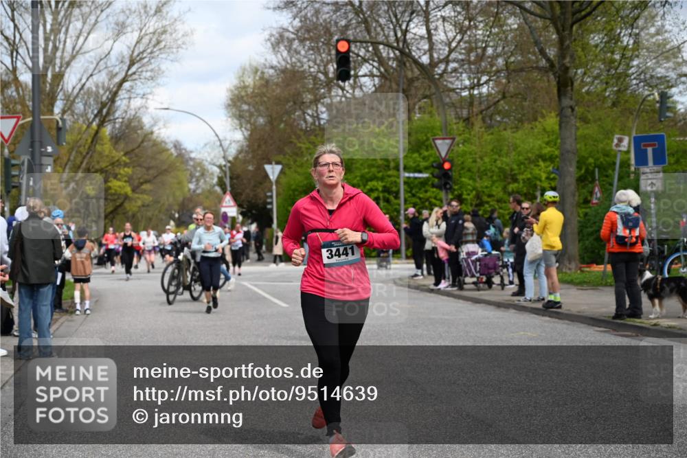 12.04.2026 - 45. Internationalen Wilhelmsburger Insellauf J. Mangold http://msf.ph/oto/9514639 12.04.2026 13:12:22 Ziel 4847, 4846, 4850, 4550, 3914, 2545, 3352, 3348, 5750, 5855, 2280, 3441, 5674, 4841, 2275, 4671, 4627, 4628, 3638, 4385, 2274, 4919, 4720, 4721, 2998, 4693, 3519, 4970, 3686 meine-sportfotos.de