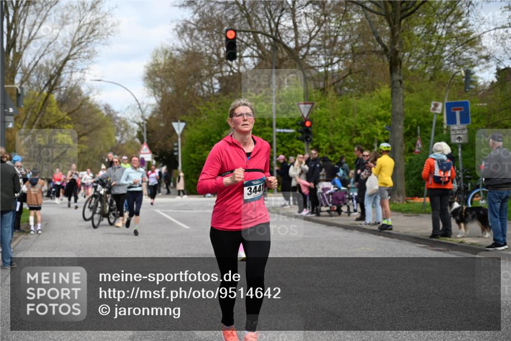 12.04.2026 - 45. Internationalen Wilhelmsburger Insellauf J. Mangold http://msf.ph/oto/9514642 12.04.2026 13:12:23 Ziel 4847, 4846, 4850, 4550, 3914, 2545, 3352, 3348, 5750, 5855, 2280, 3441, 5674, 4841, 2275, 4671, 4627, 4628, 3638, 4385, 2274, 4919, 4720, 4721, 2998, 4693, 3519, 4970, 3686 meine-sportfotos.de