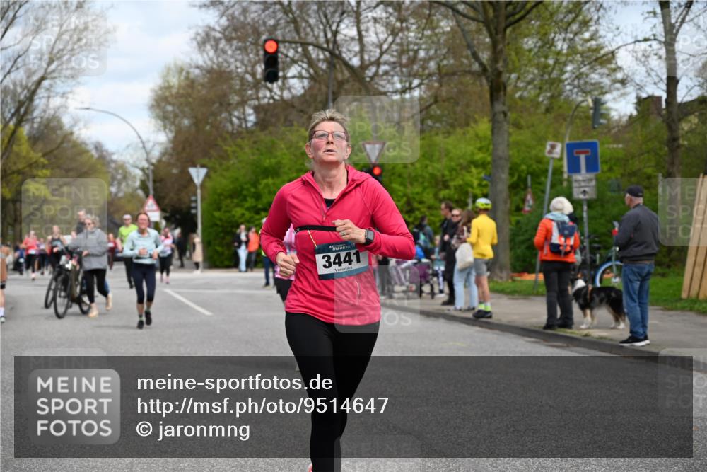 12.04.2026 - 45. Internationalen Wilhelmsburger Insellauf J. Mangold http://msf.ph/oto/9514647 12.04.2026 13:12:23 Ziel 4847, 4846, 4850, 4550, 3914, 2545, 3352, 3348, 5750, 5855, 2280, 3441, 5674, 4841, 2275, 4671, 4627, 4628, 3638, 4385, 2274, 4919, 4720, 4721, 2998, 4693, 3519, 4970, 3686 meine-sportfotos.de