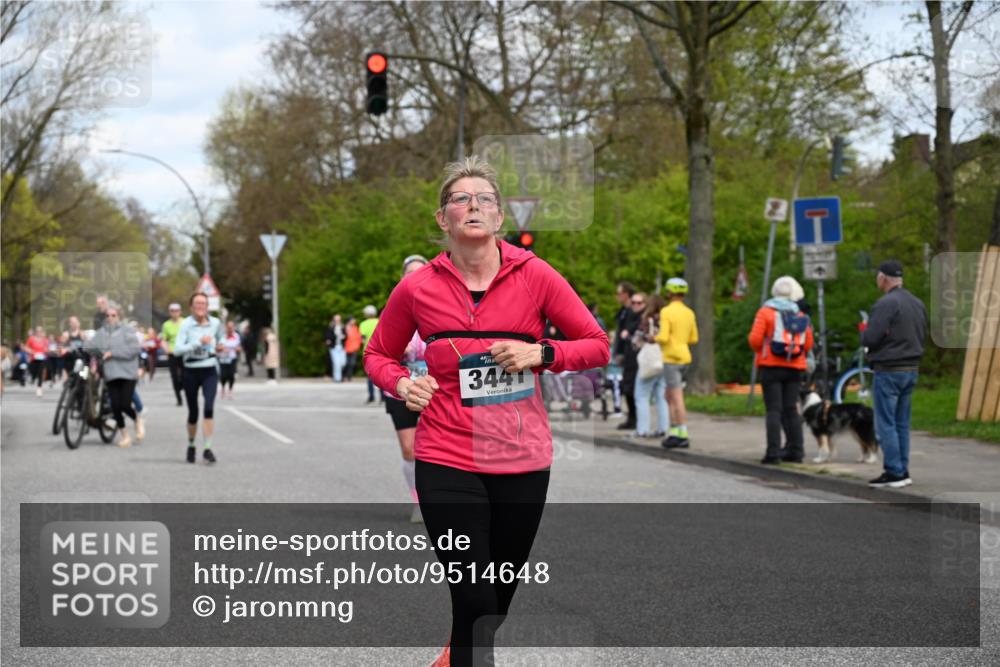 12.04.2026 - 45. Internationalen Wilhelmsburger Insellauf J. Mangold http://msf.ph/oto/9514648 12.04.2026 13:12:23 Ziel 4847, 4846, 4850, 4550, 3914, 2545, 3352, 3348, 5750, 5855, 2280, 3441, 5674, 4841, 2275, 4671, 4627, 4628, 3638, 4385, 2274, 4919, 4720, 4721, 2998, 4693, 3519, 4970, 3686 meine-sportfotos.de
