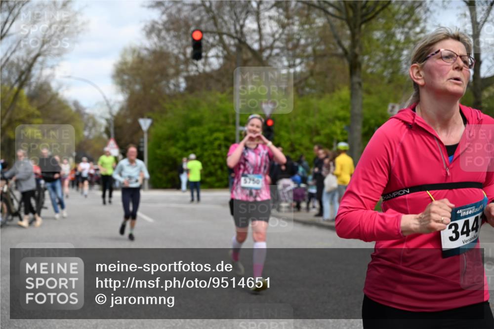 12.04.2026 - 45. Internationalen Wilhelmsburger Insellauf J. Mangold http://msf.ph/oto/9514651 12.04.2026 13:12:24 Ziel 4847, 4846, 4850, 4550, 3914, 2545, 3352, 3348, 5750, 5855, 2280, 3441, 5674, 4841, 2275, 4671, 4627, 4628, 3638, 4385, 4385, 2274, 4919, 4720, 4721, 2998, 4693, 3519, 4970, 3686 meine-sportfotos.de