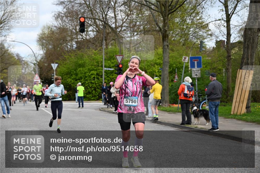 12.04.2026 - 45. Internationalen Wilhelmsburger Insellauf J. Mangold http://msf.ph/oto/9514658 12.04.2026 13:12:25 Ziel 4847, 4846, 4850, 4550, 3914, 2545, 3352, 3348, 5750, 5855, 2280, 3441, 5674, 4841, 3441, 5674, 4841, 2275, 4671, 4627, 4628, 3638, 4385, 2274, 4919, 4720, 4721, 2998, 4693, 3519, 4970, 3686, 4643 meine-sportfotos.de