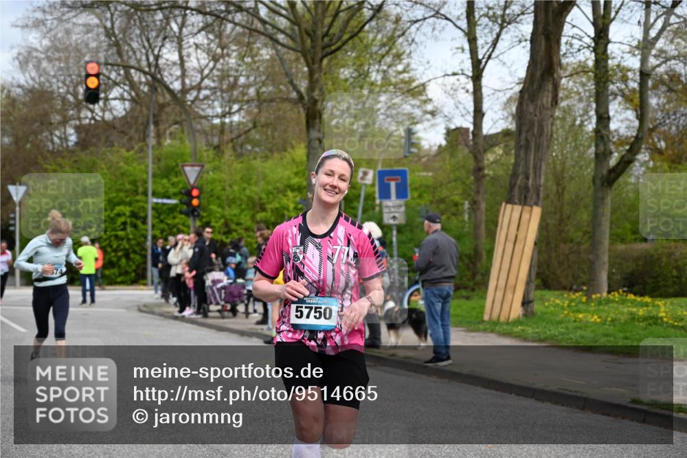 12.04.2026 - 45. Internationalen Wilhelmsburger Insellauf J. Mangold http://msf.ph/oto/9514665 12.04.2026 13:12:25 Ziel 4847, 4846, 4850, 4550, 3914, 2545, 3352, 3348, 5750, 5855, 2280, 3441, 5674, 4841, 3441, 5674, 4841, 2275, 4671, 4627, 4628, 3638, 4385, 2274, 4919, 4720, 4721, 2998, 4693, 3519, 4970, 3686, 4643 meine-sportfotos.de