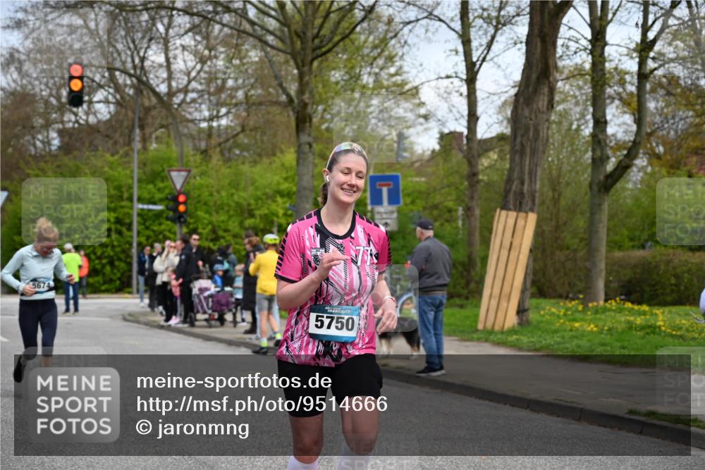 12.04.2026 - 45. Internationalen Wilhelmsburger Insellauf J. Mangold http://msf.ph/oto/9514666 12.04.2026 13:12:25 Ziel 4847, 4846, 4850, 4550, 3914, 2545, 3352, 3348, 5750, 5855, 2280, 3441, 5674, 4841, 3441, 5674, 4841, 2275, 4671, 4627, 4628, 3638, 4385, 2274, 4919, 4720, 4721, 2998, 4693, 3519, 4970, 3686, 4643 meine-sportfotos.de