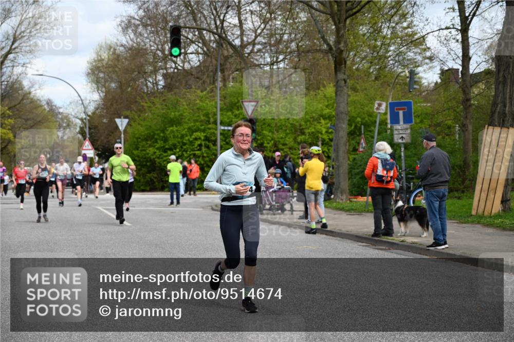 12.04.2026 - 45. Internationalen Wilhelmsburger Insellauf J. Mangold http://msf.ph/oto/9514674 12.04.2026 13:12:27 Ziel 4847, 4846, 4850, 4550, 3914, 2545, 3352, 3348, 5750, 5855, 2280, 3441, 5674, 4841, 2275, 4671, 4627, 4628, 3638, 4385, 2274, 4919, 4720, 4720, 4721, 2998, 4693, 3519, 4970, 3686, 4643, 2877 meine-sportfotos.de