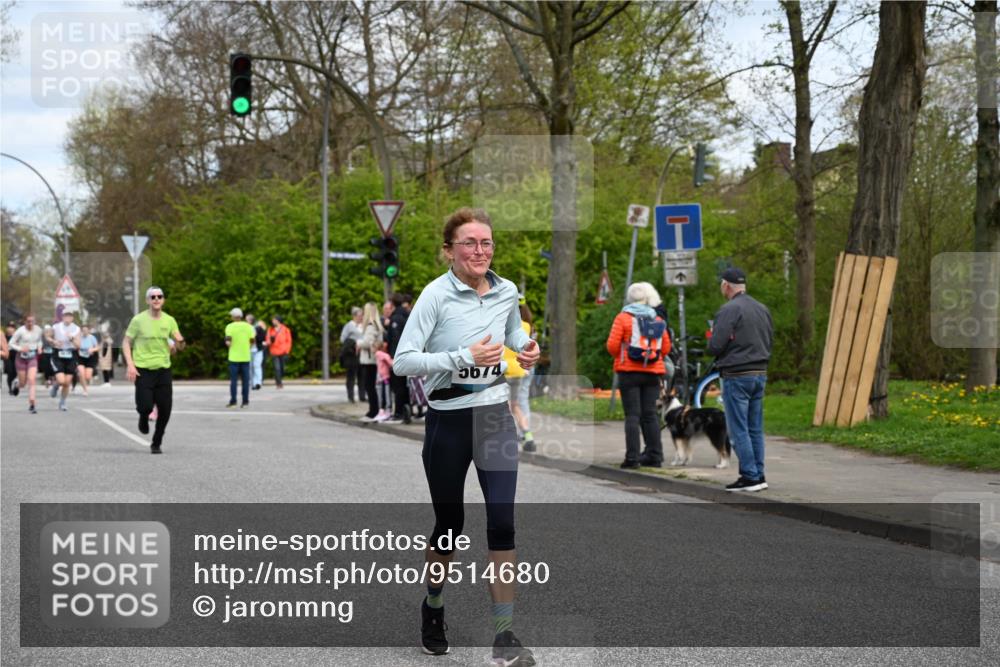 12.04.2026 - 45. Internationalen Wilhelmsburger Insellauf J. Mangold http://msf.ph/oto/9514680 12.04.2026 13:12:27 Ziel 4847, 4846, 4850, 4550, 3914, 2545, 3352, 3348, 5750, 5855, 2280, 3441, 5674, 4841, 2275, 4671, 4627, 4628, 3638, 4385, 2274, 4919, 4720, 4720, 4721, 2998, 4693, 3519, 4970, 3686, 4643, 2877 meine-sportfotos.de