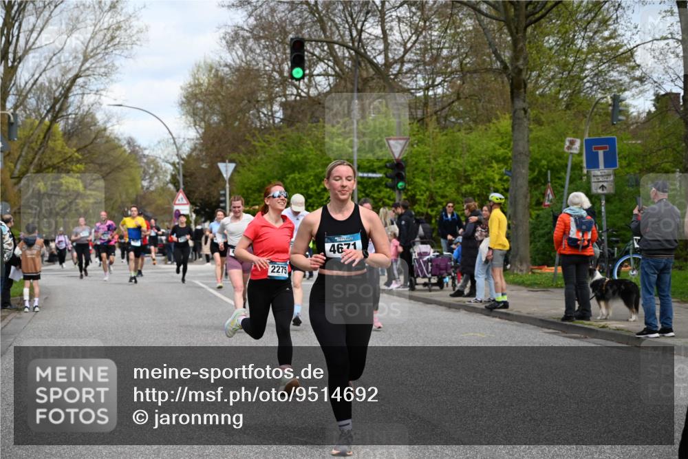 12.04.2026 - 45. Internationalen Wilhelmsburger Insellauf J. Mangold http://msf.ph/oto/9514692 12.04.2026 13:12:32 Ziel 4550, 3914, 2545, 3352, 3348, 5750, 5855, 2280, 3441, 5674, 4841, 2275, 4671, 4627, 4628, 3638, 3638, 4385, 2274, 4919, 4720, 4721, 2998, 2998, 4693, 3519, 4970, 3686, 4643, 2877, 5265, 5266, 4648, 2026, 5457, 4320, 4249, 3033, 2470, 4364 meine-sportfotos.de