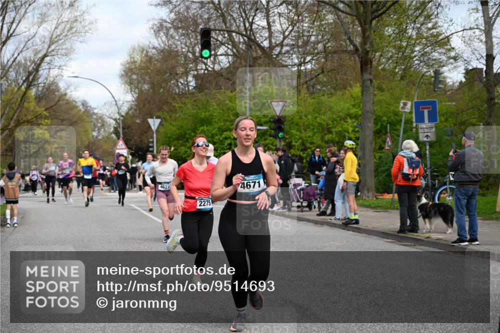 12.04.2026 - 45. Internationalen Wilhelmsburger Insellauf J. Mangold http://msf.ph/oto/9514693 12.04.2026 13:12:32 Ziel 4550, 3914, 2545, 3352, 3348, 5750, 5855, 2280, 3441, 5674, 4841, 2275, 4671, 4627, 4628, 3638, 3638, 4385, 2274, 4919, 4720, 4721, 2998, 2998, 4693, 3519, 4970, 3686, 4643, 2877, 5265, 5266, 4648, 2026, 5457, 4320, 4249, 3033, 2470, 4364 meine-sportfotos.de